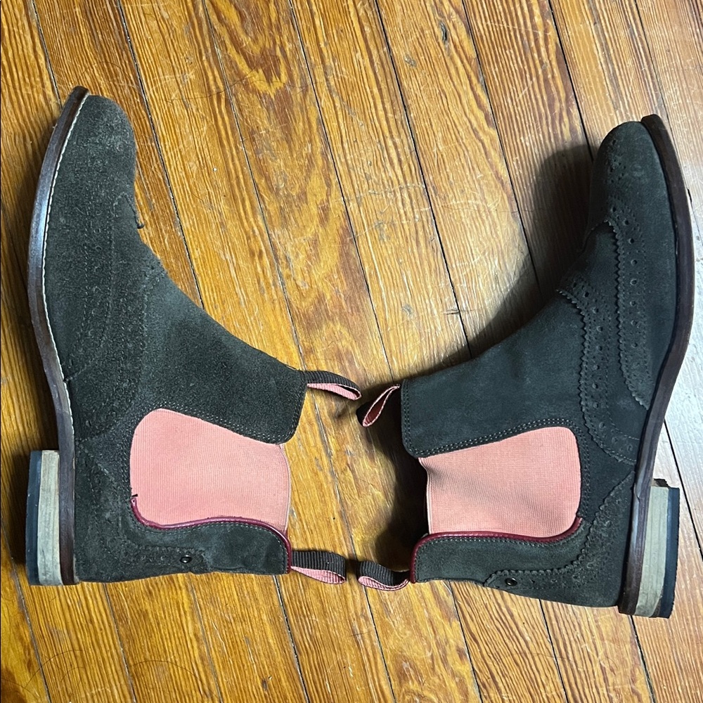 SUPERDRY brown and pink Chelsea suede boot
